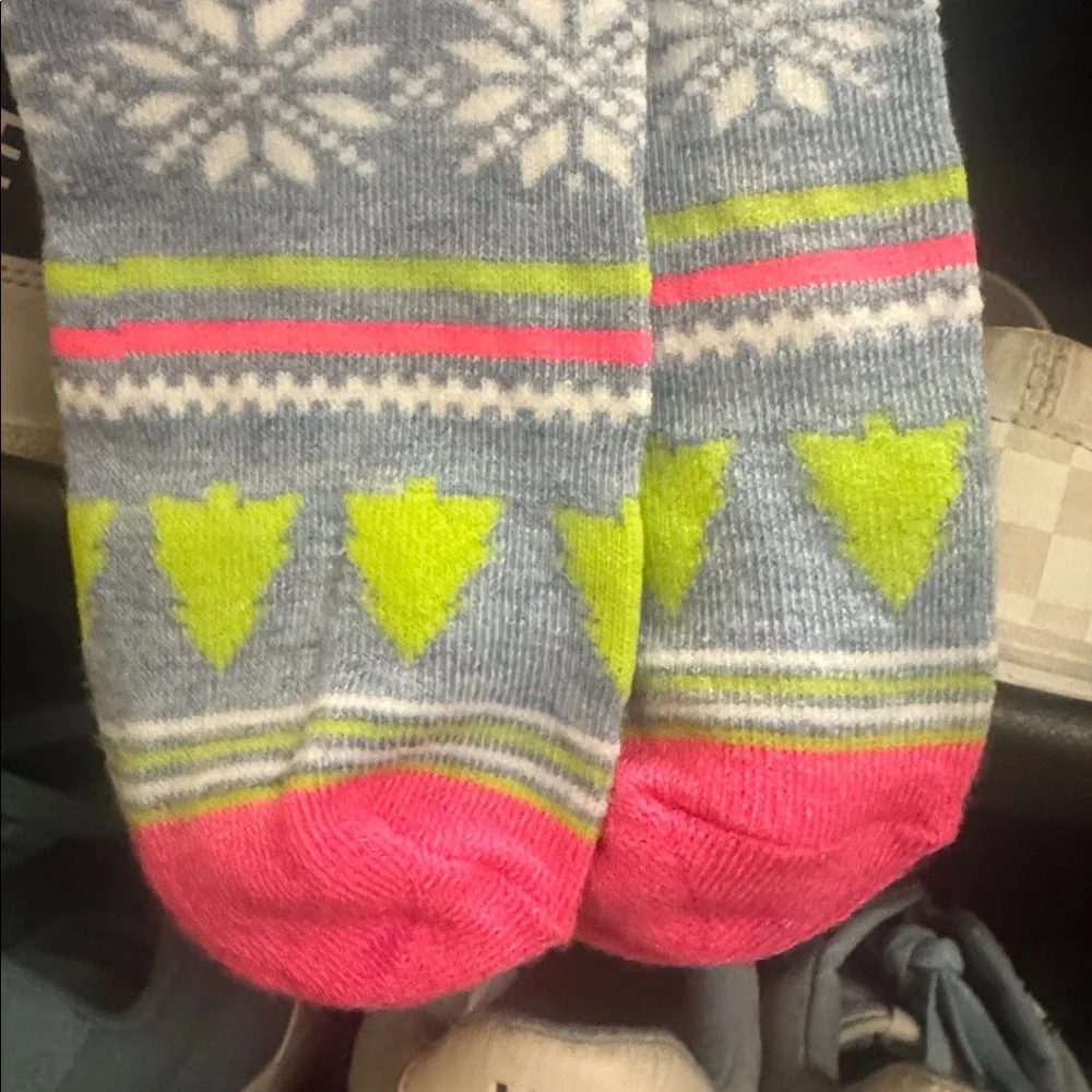 NWT pair of colorful Holiday/Winter socks.  Never been worn of course. Adult 7-9